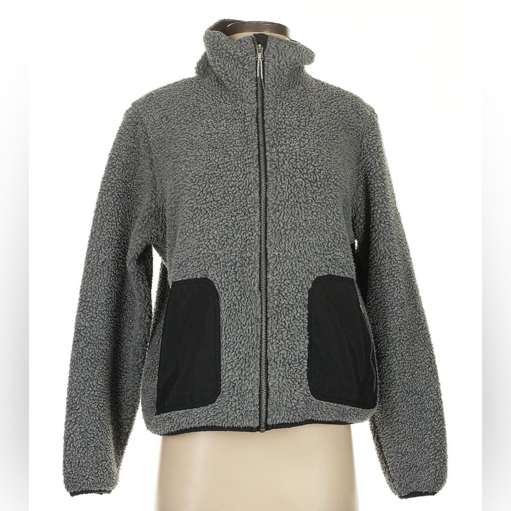 Vuori Women’s Alpine Sherpa Jacket In Heather Grey Small